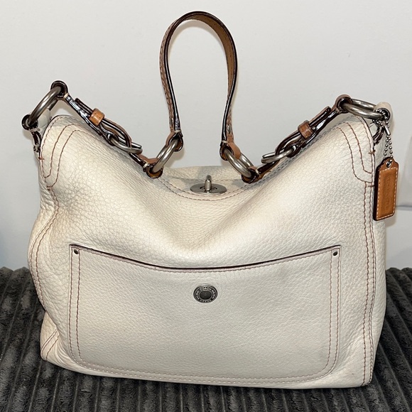 Coach Handbags - Authentic COACH chelsea bag in taupe